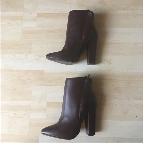 JustFAB Jannen burgundy ankle boots booties w/zips - Picture 2 of 4
